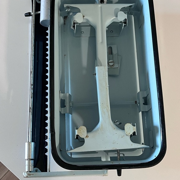 Vintage Blue Kitchen Scale - Picture 4 of 9